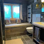 Kiem Apartment *